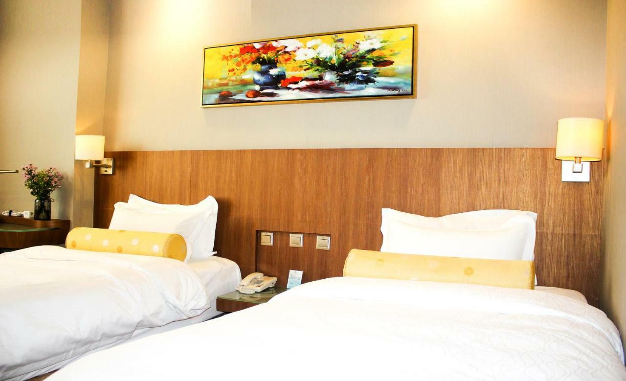 Jinling Danyang Hotel Exterior photo