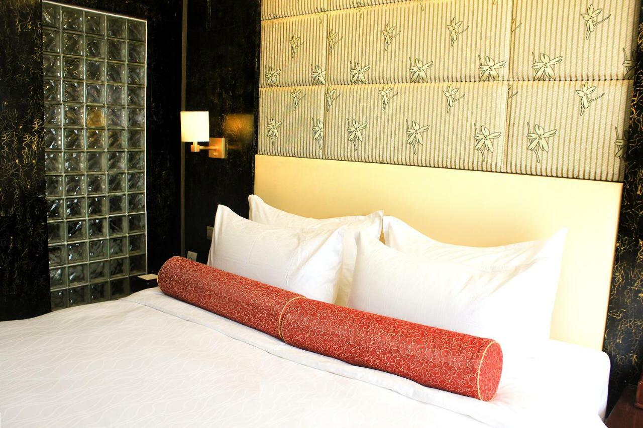 Jinling Danyang Hotel Exterior photo