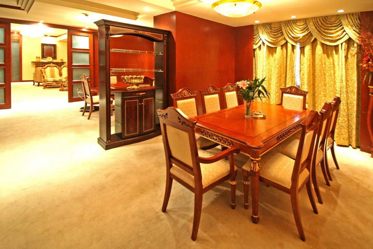 Jinling Danyang Hotel Exterior photo